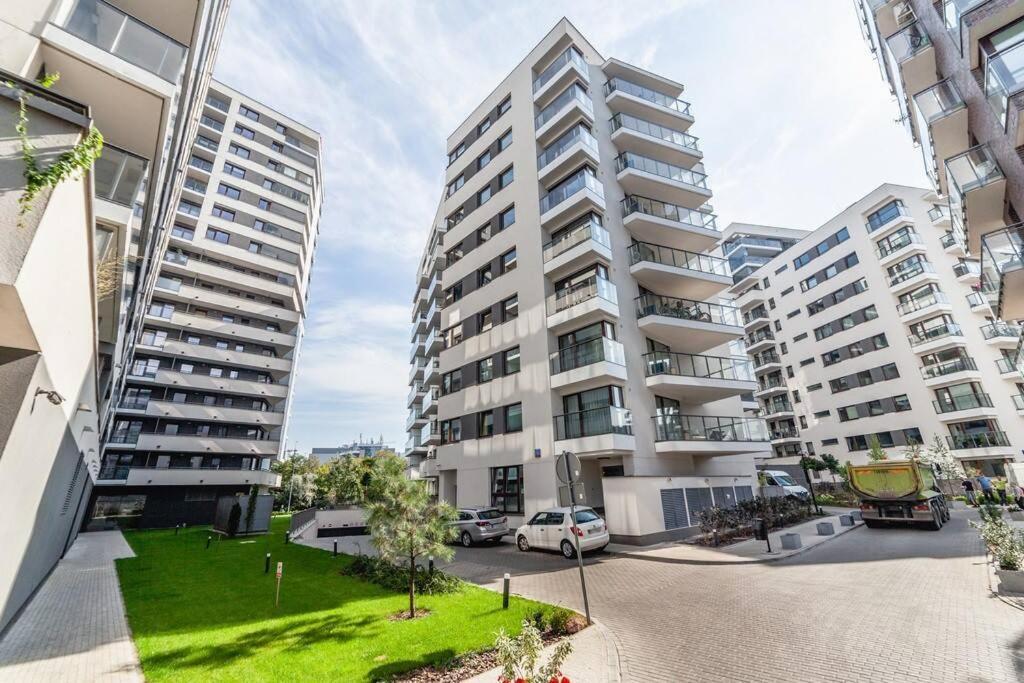 Stylowy Apartament Centrum Warszawy Z Tarasem Warschau Exterior foto